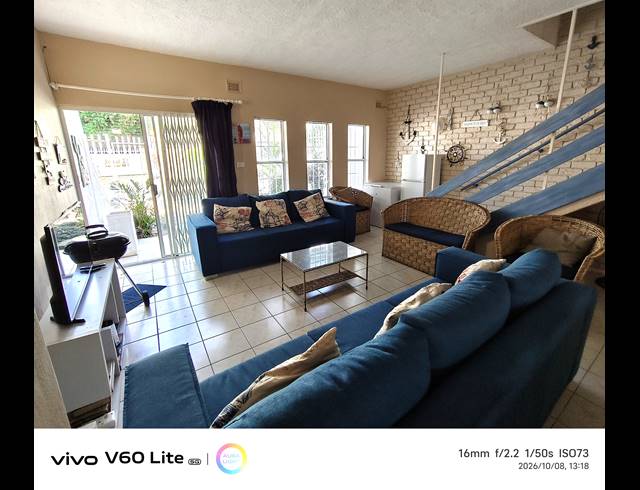 3 BEDROOM TOWNHOUSE FOR SALE IN MANABA BEACH